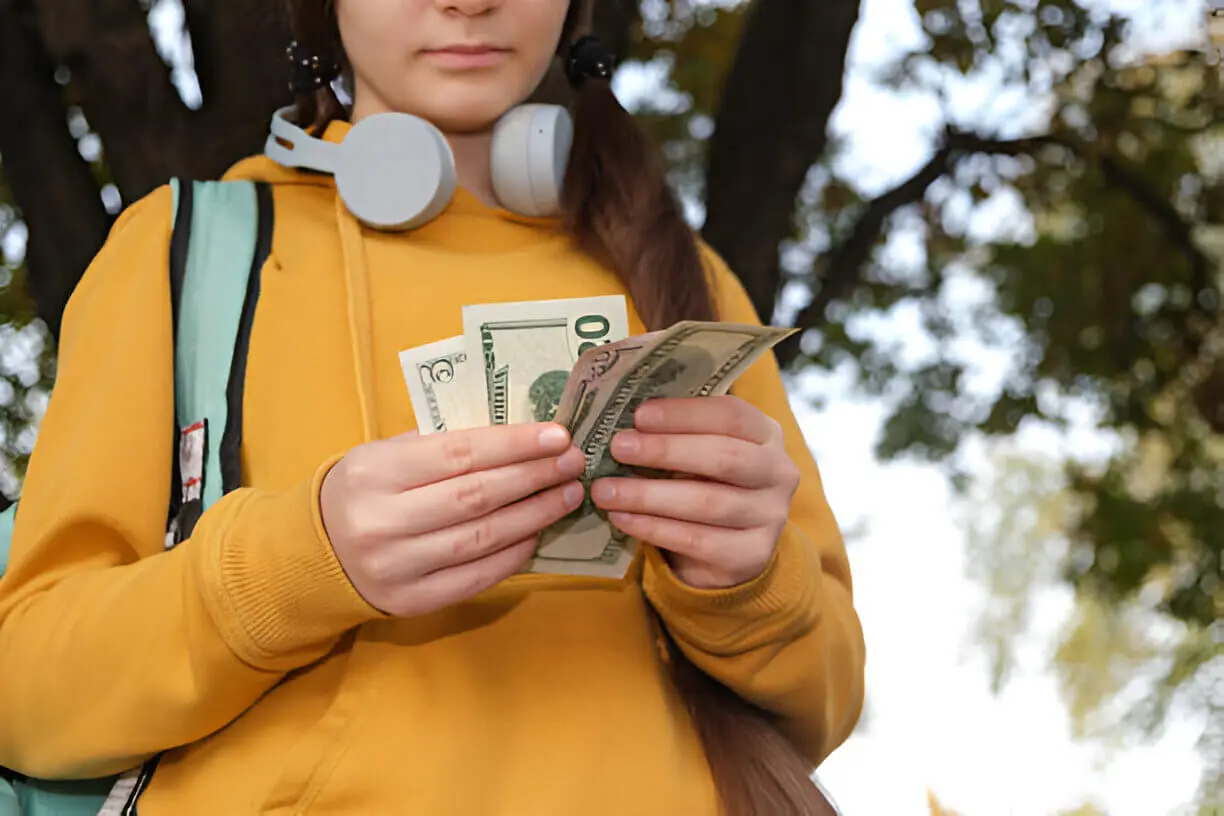 How Teens Can Start Earning and Managing Money